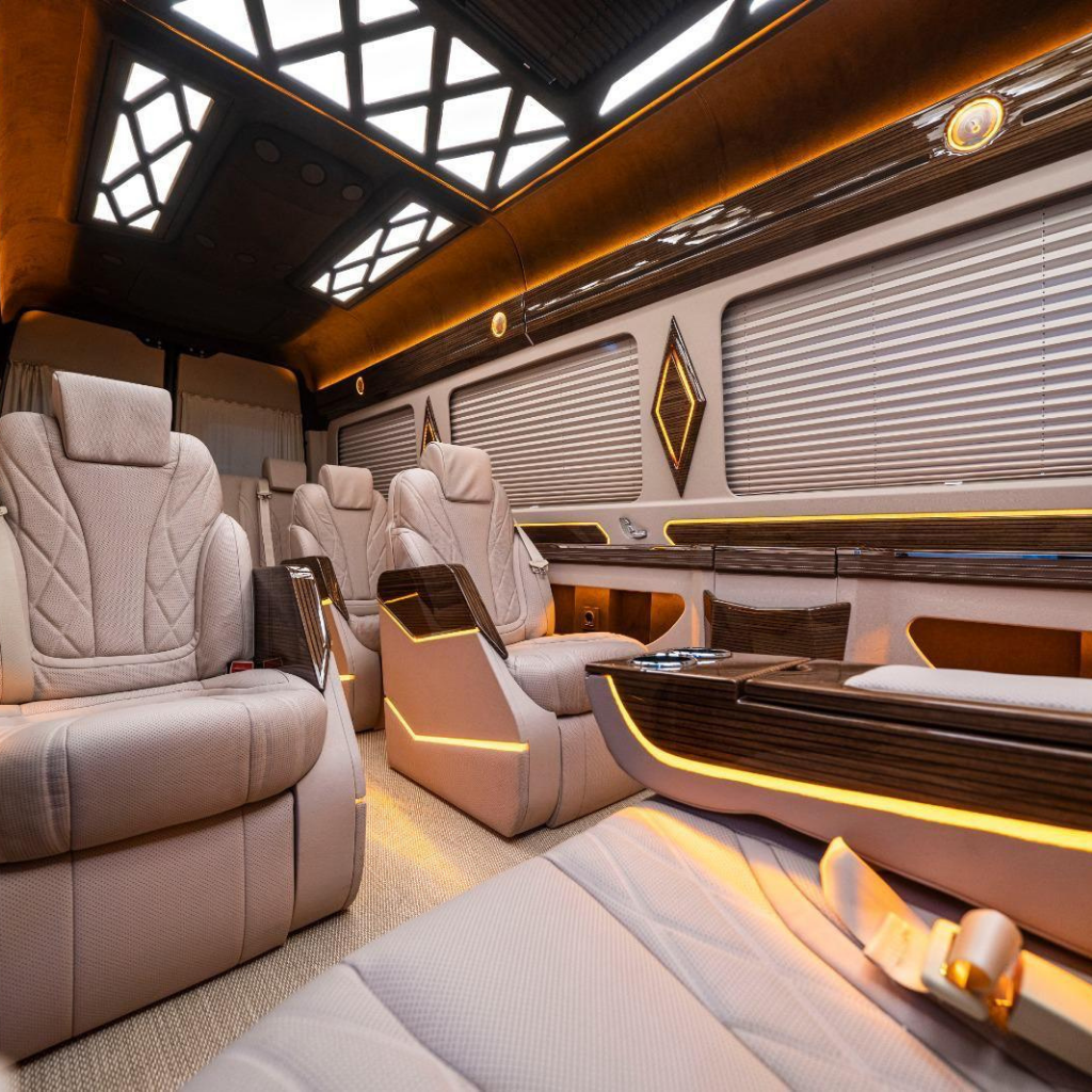 ISTANBUL LUXURY TRANSFER MERCEDES sprınter VIP interior3