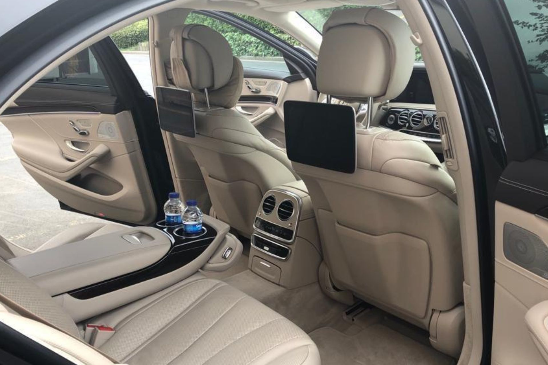 Mercedes S 450 luxury interior Istanbul chauffeur service